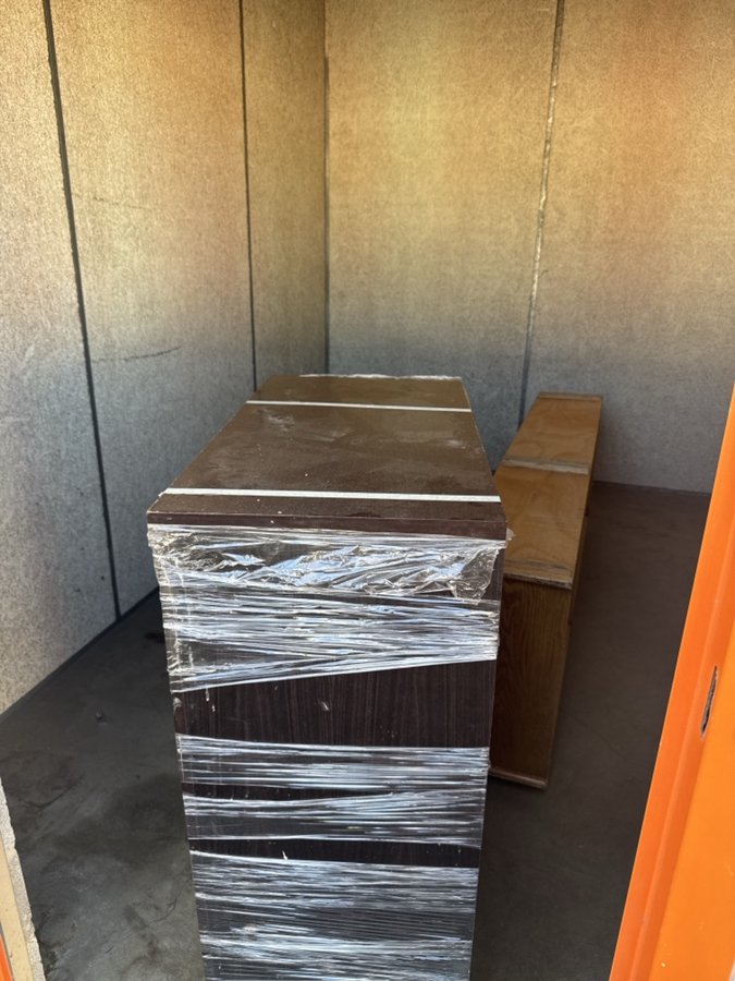 10 x 12 storage unit in Thornton, CO