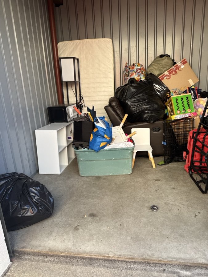 10 x 10 storage unit in Lakewood, CO