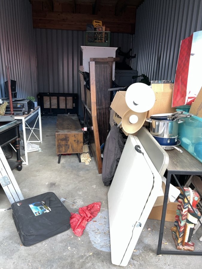 10 x 20 storage unit in Lakewood, CO