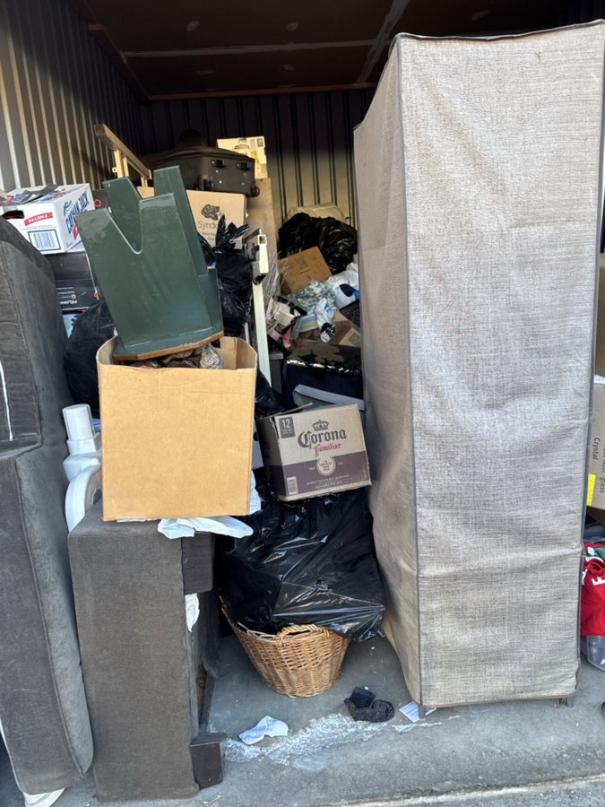 10 x 15 storage unit in Lakewood, CO
