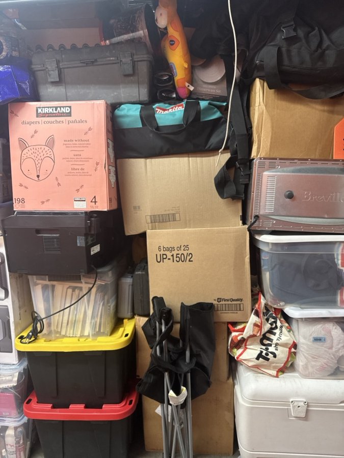 10 x 15 storage unit in Lakewood, CO