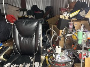 10 x 15 storage unit in Lakewood, CO