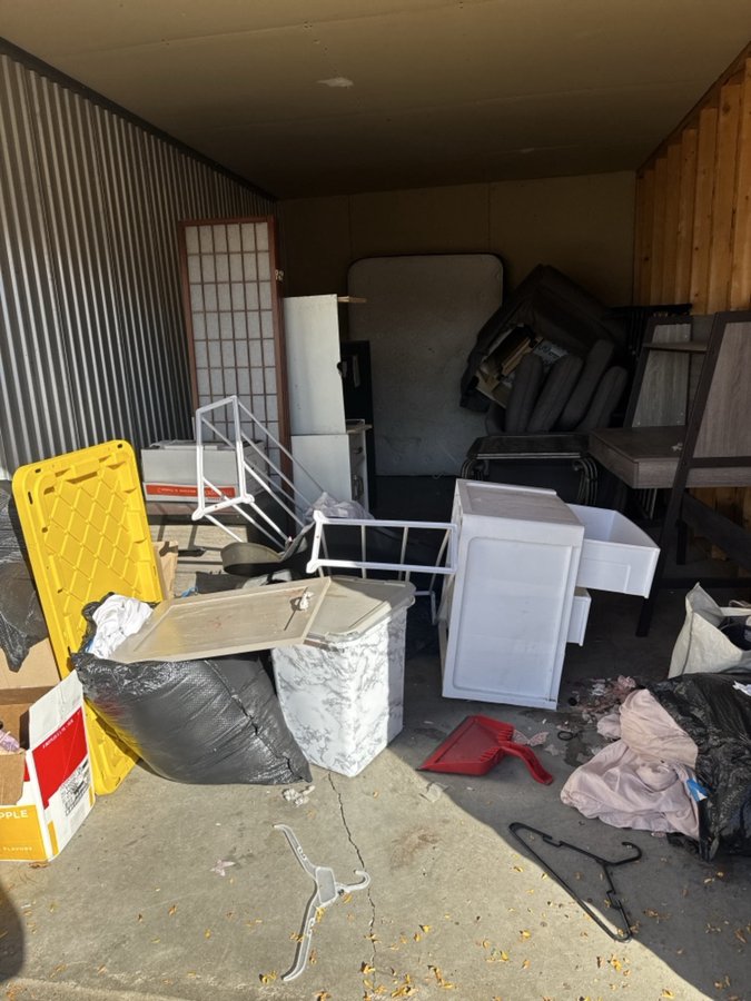 10 x 20 storage unit in Lakewood, CO