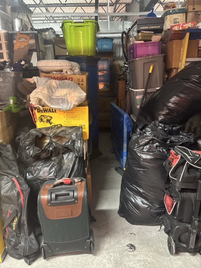 10 x 17 storage unit in Lakewood, CO