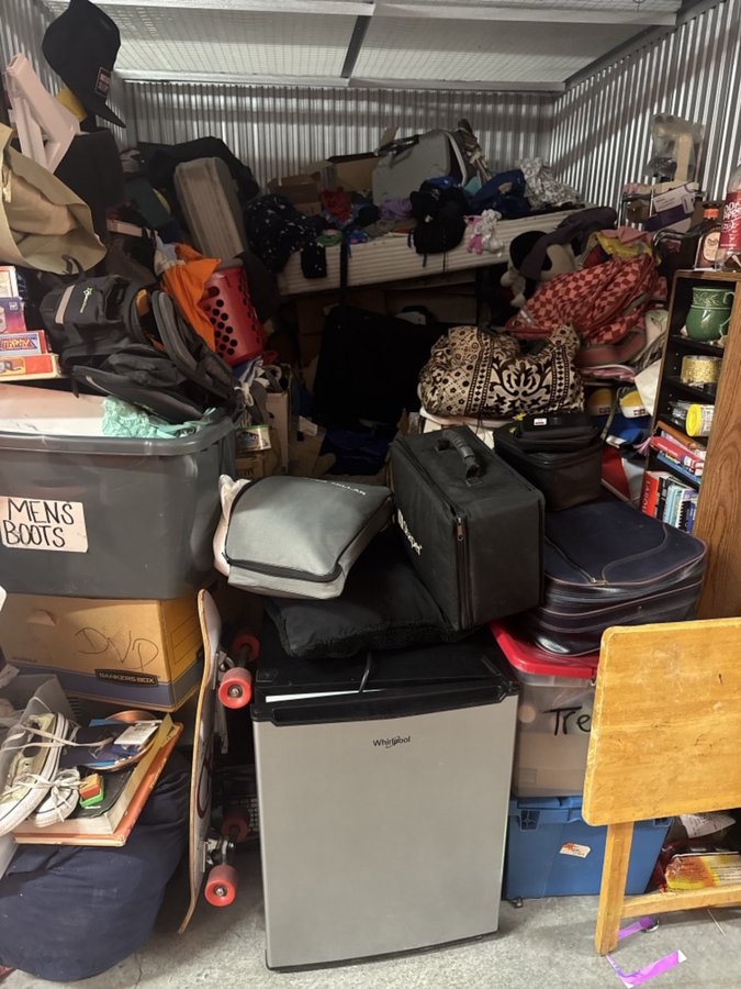 10 x 15 storage unit in Lakewood, CO