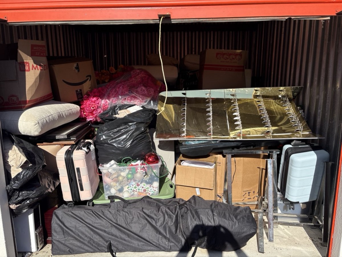 10 x 10 storage unit in Monmouth Junction, NJ