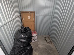 5 x 5 storage unit in Chicago, IL