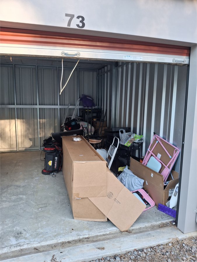 10 x 15 storage unit in Maxton, NC