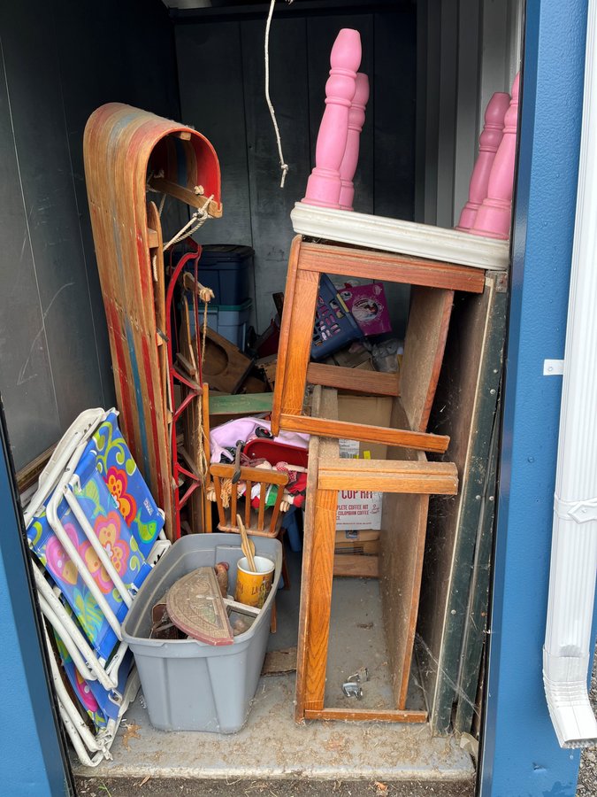 5 x 10 storage unit in Clifton Park, NY