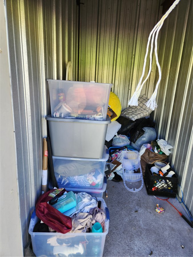 5 x 10 storage unit in East Syracuse, NY