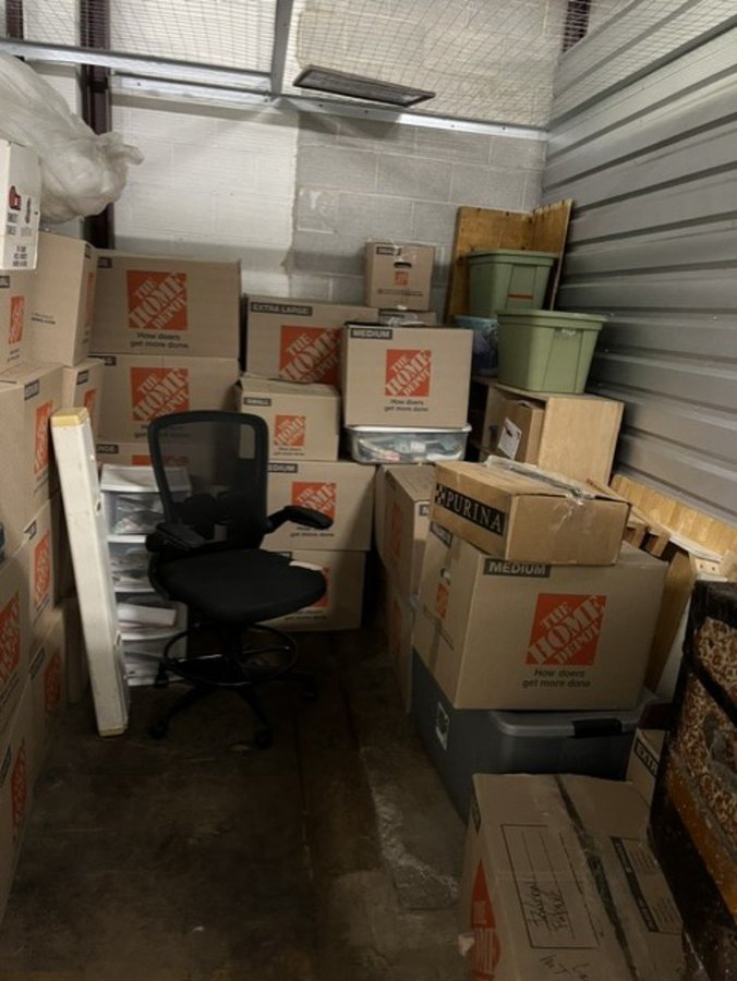 10 x 13 storage unit in Skokie, IL