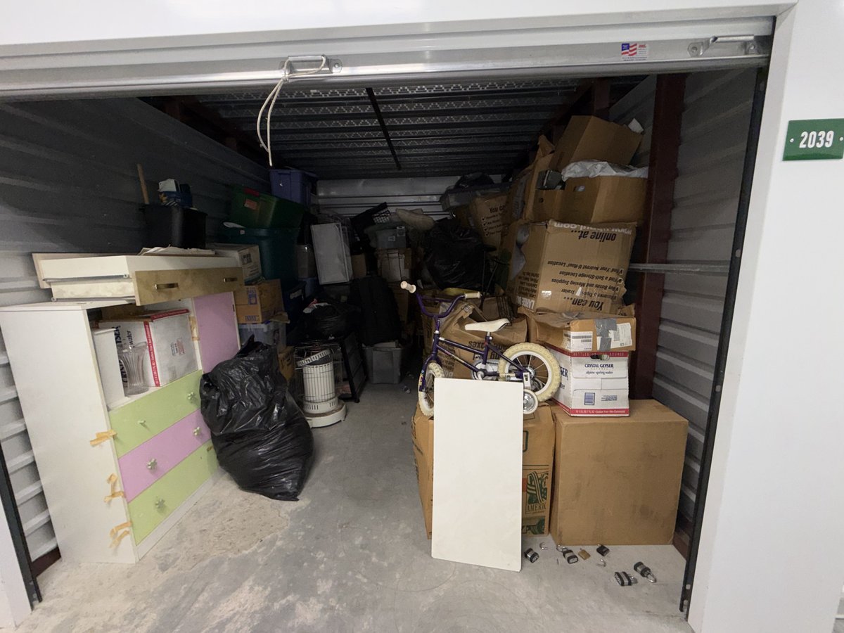 10 x 15 storage unit in Southfield, MI