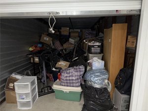 10 x 20 unit in Southfield