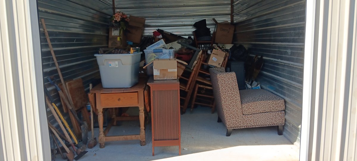 10 x 15 storage unit in Lawrenceburg, KY