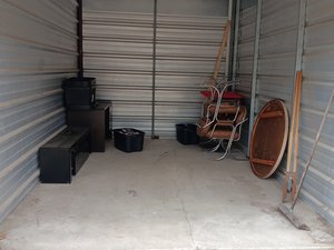 10 x 15 storage unit in Fenton, MI