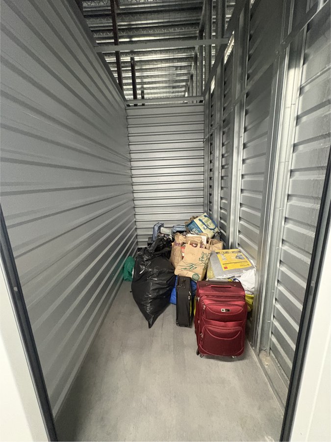 5 x 10 storage unit in Leesburg, VA