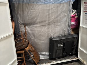 8 x 16 storage unit in Fontana, CA
