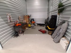 10 x 15 storage unit in Aurora, CO