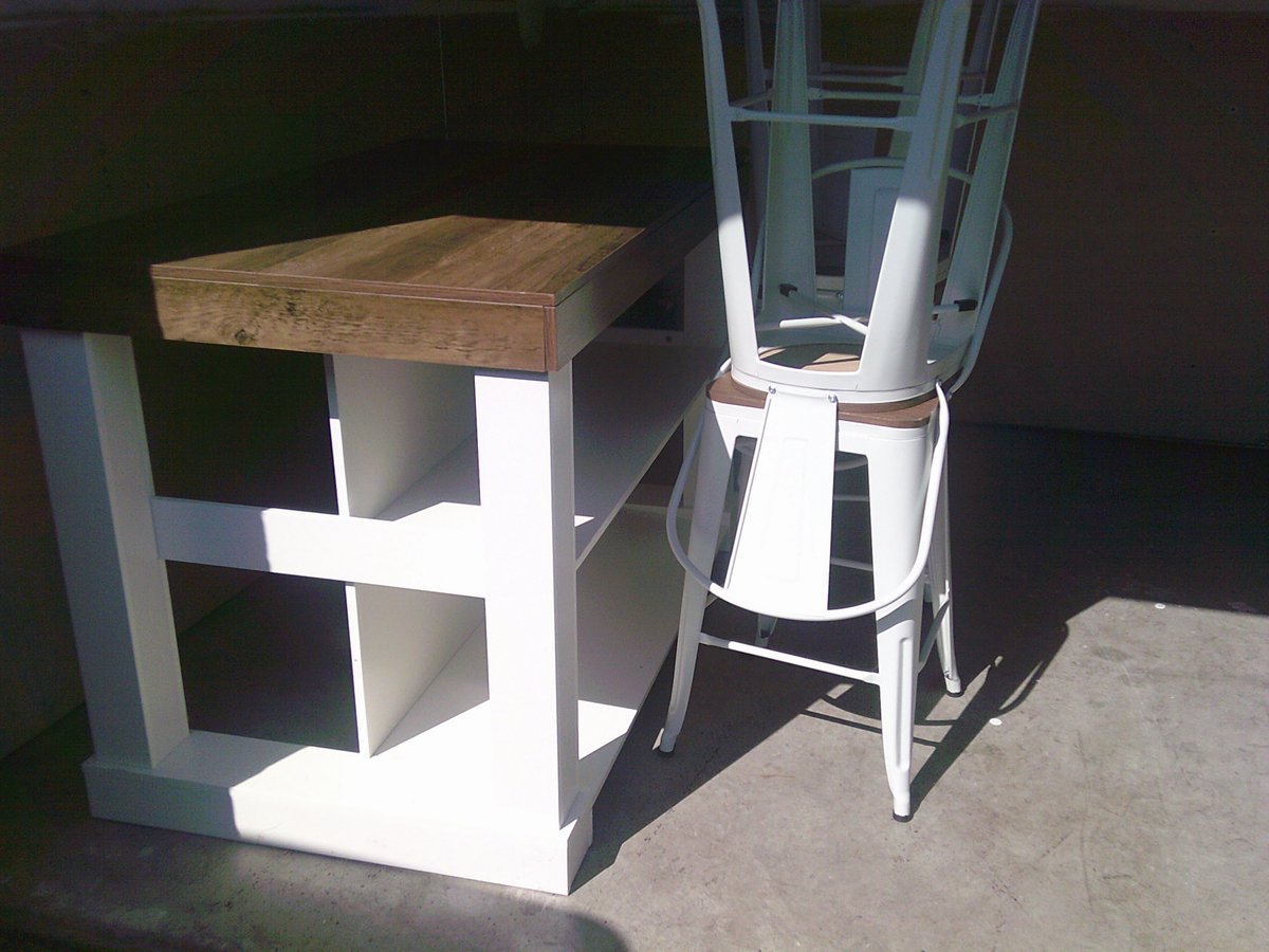 10 x 10 storage unit in Lexington, KY