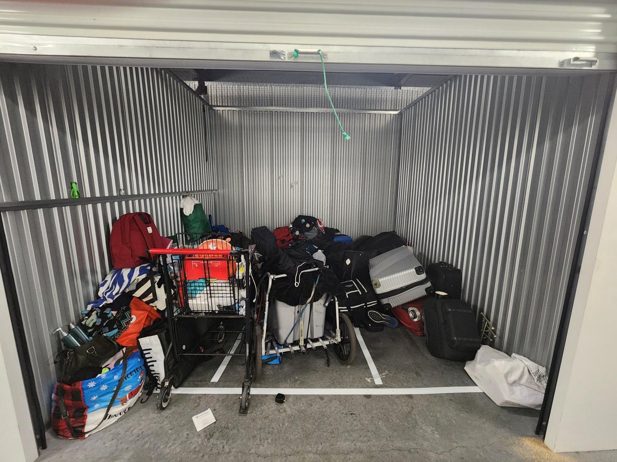 10 x 10 storage unit in Poinciana, FL