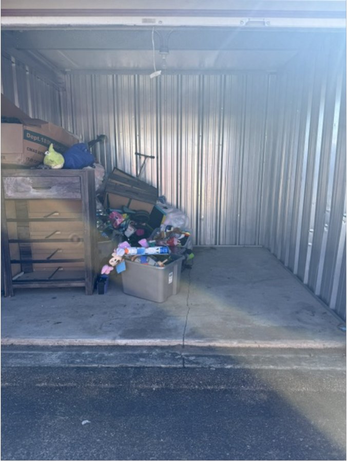 10 x 10 storage unit in Greenville, MS