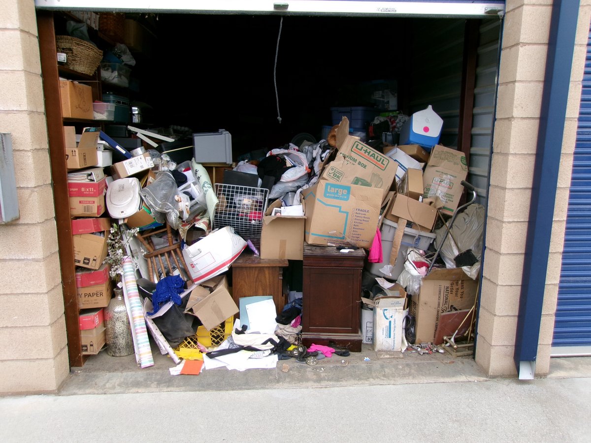 10 x 22 storage unit in Menifee, CA