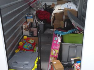 5 x 12 storage unit in Columbia, SC