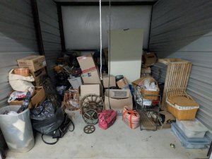 10 x 10 storage unit in Hot Springs, AR