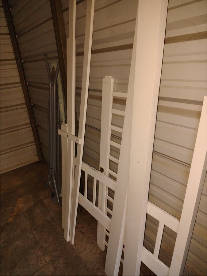 5 x 10 storage unit in Asheville, NC