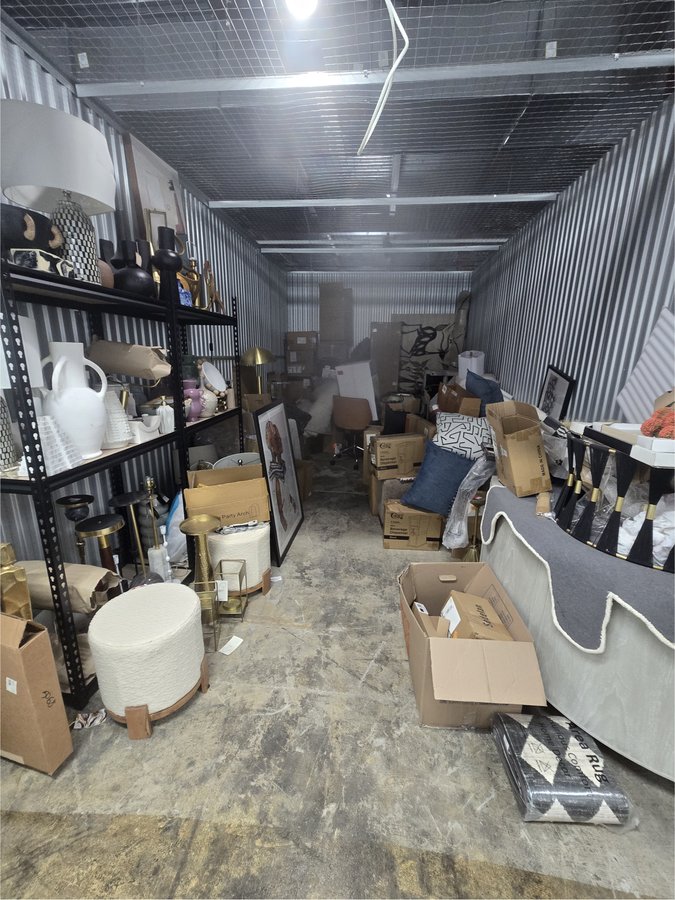 10 x 20 storage unit in Baltimore, MD