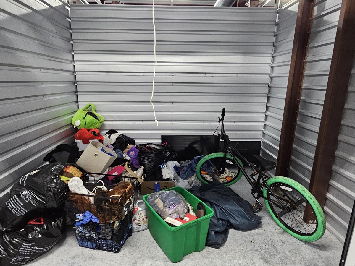 10 x 7 storage unit in Port Orange, FL