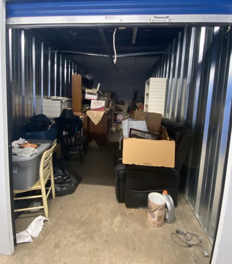 10 x 19 storage unit in Kingston, PA
