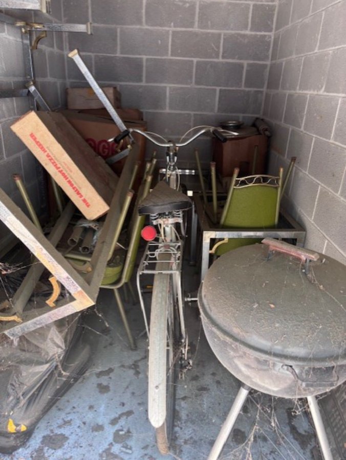 7 x 10 storage unit in Baltimore, MD