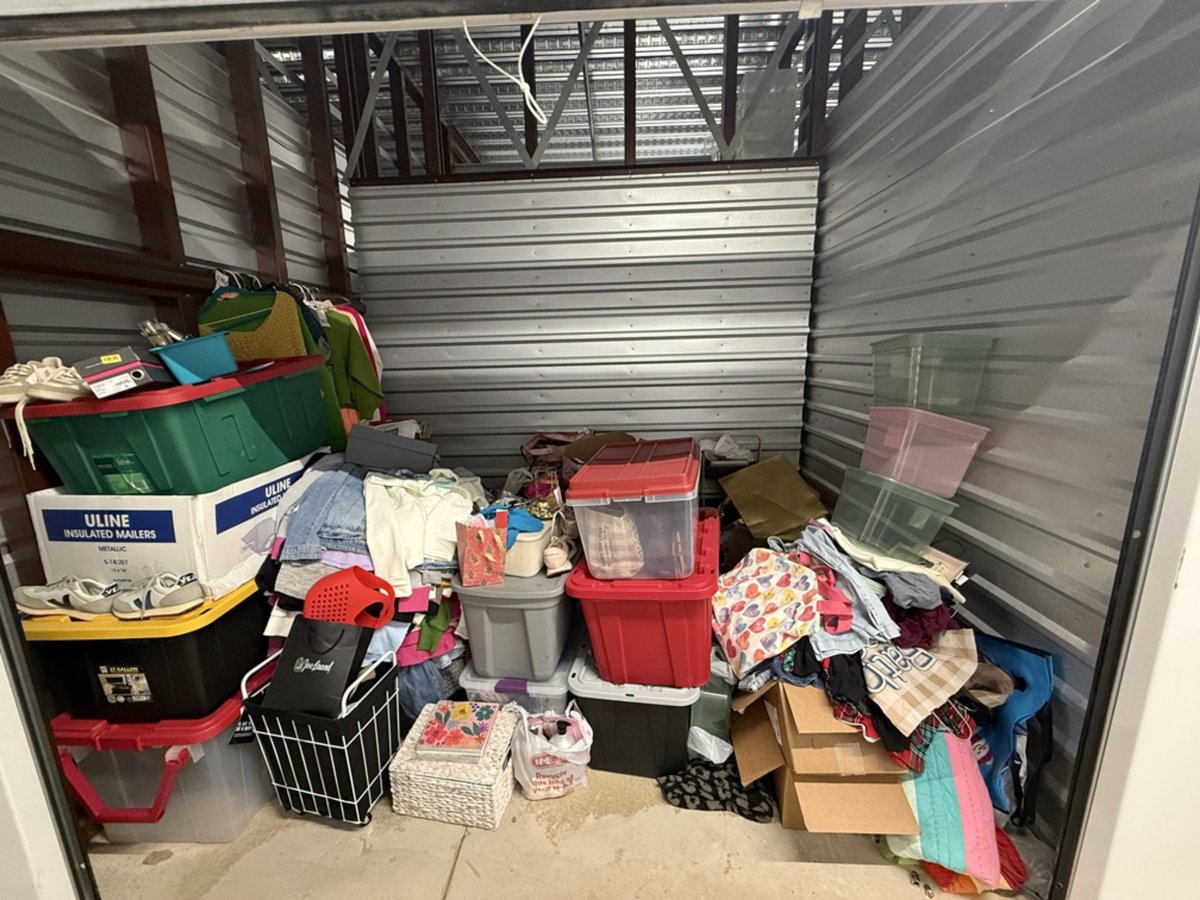 10 x 7 storage unit in San Antonio, TX