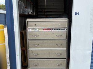 5 x 10 storage unit in Conroe, TX