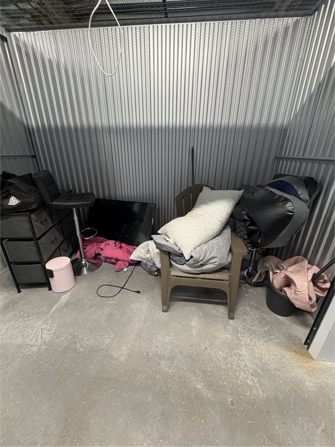 5 x 10 storage unit in Birmingham, AL