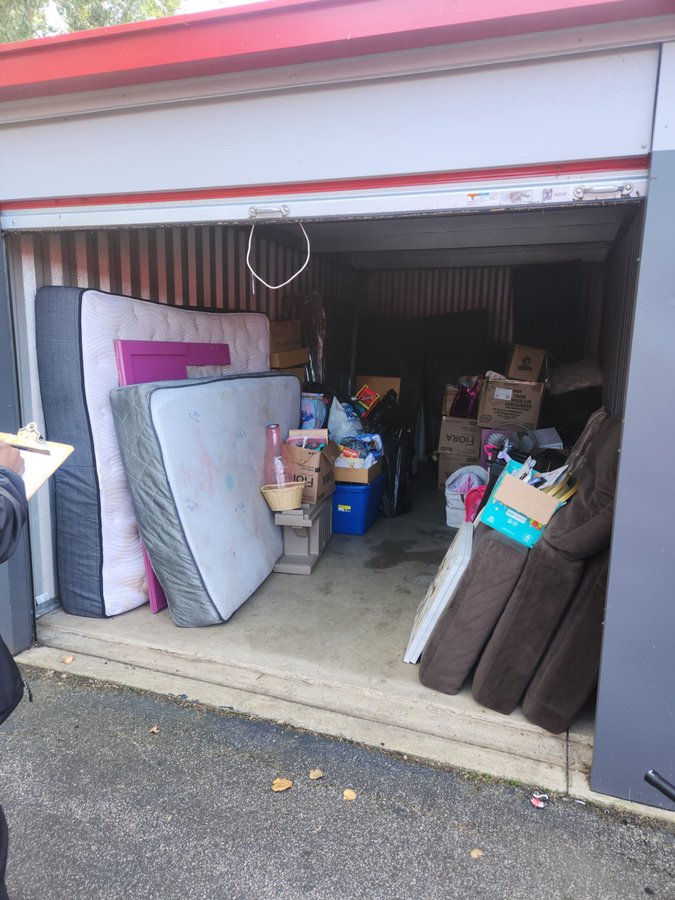 10 x 20 storage unit in Cleveland, OH