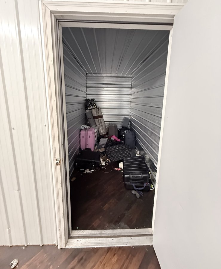 5 x 10 storage unit in Peckville, PA
