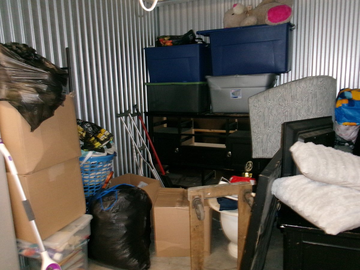 10 x 10 storage unit in Somerset, NJ