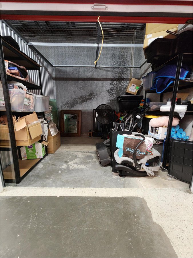 10 x 10 storage unit in Orange Park, FL