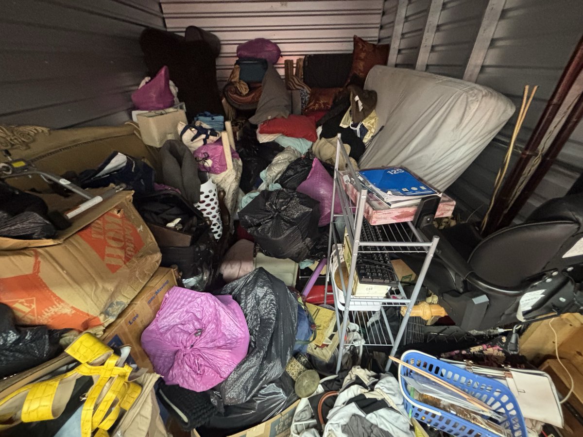 10 x 15 storage unit in Port Richey, FL