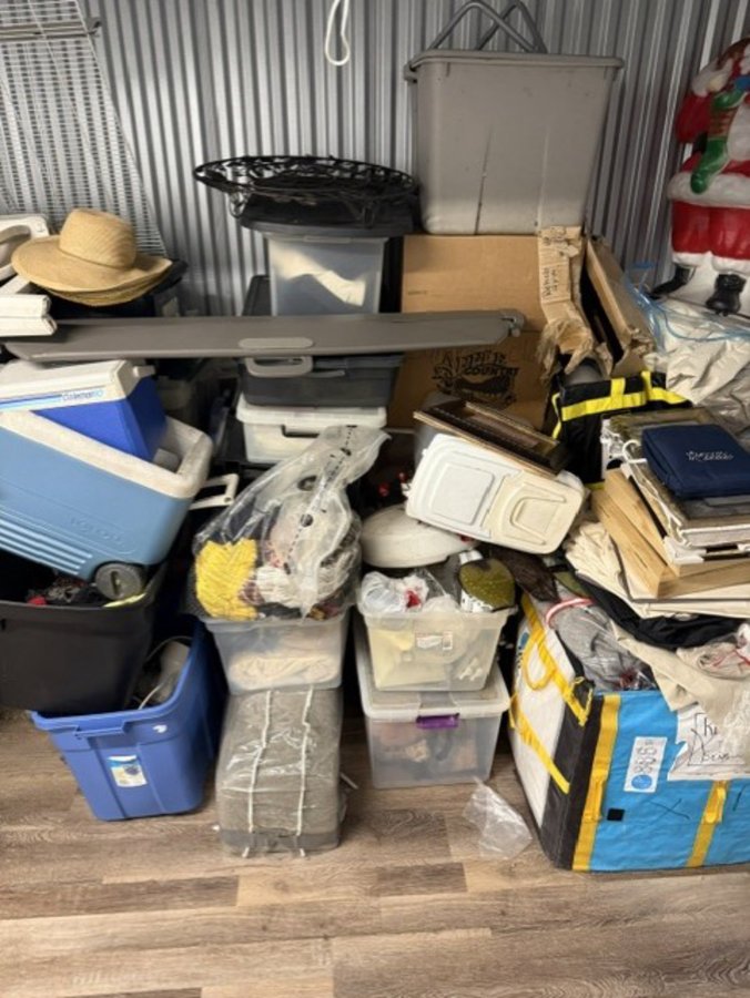 5 x 10 storage unit in Attleboro, MA