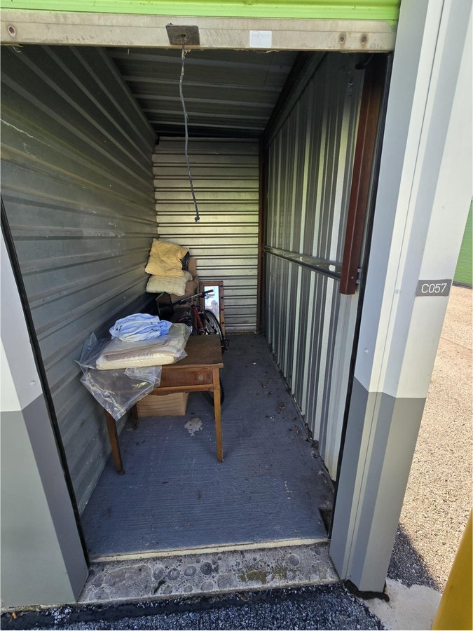 5 x 10 storage unit in York, PA