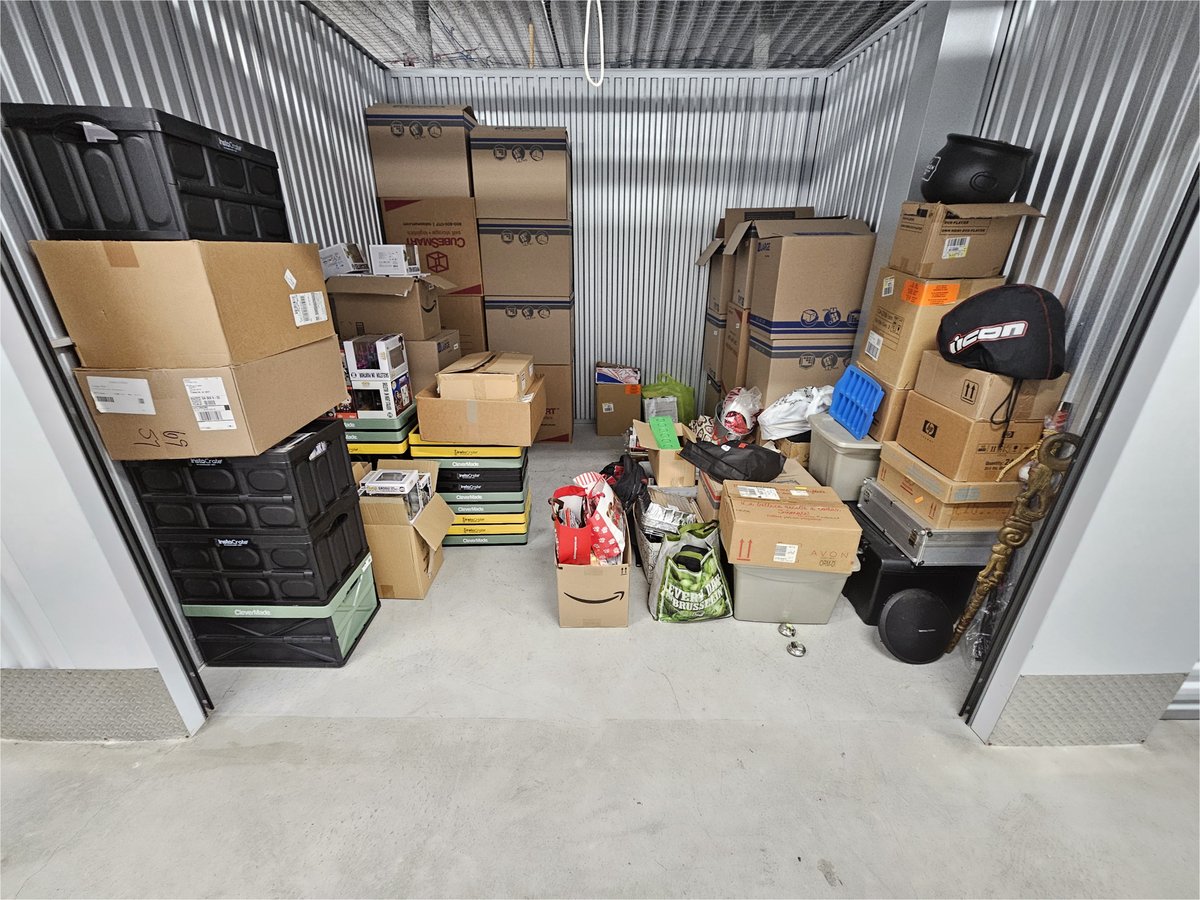 10 x 10 storage unit in Decatur, GA