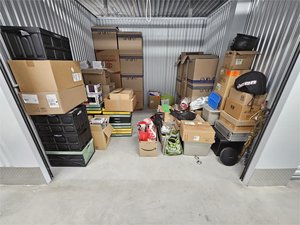 10 x 10 storage unit in Decatur, GA