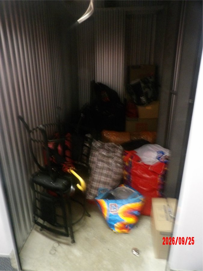 5 x 10 storage unit in Bronx, NY
