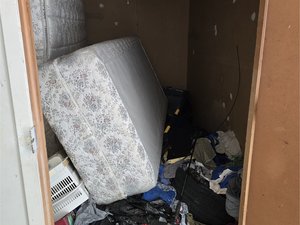 6 x 10 storage unit in Dallas, TX