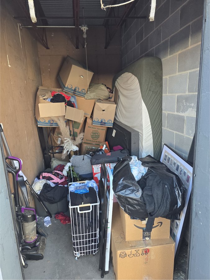 6 x 12 storage unit in Dallas, TX