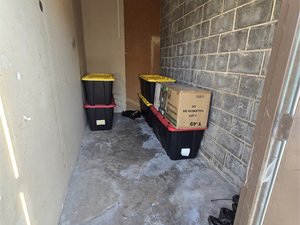6 x 12 storage unit in Dallas, TX