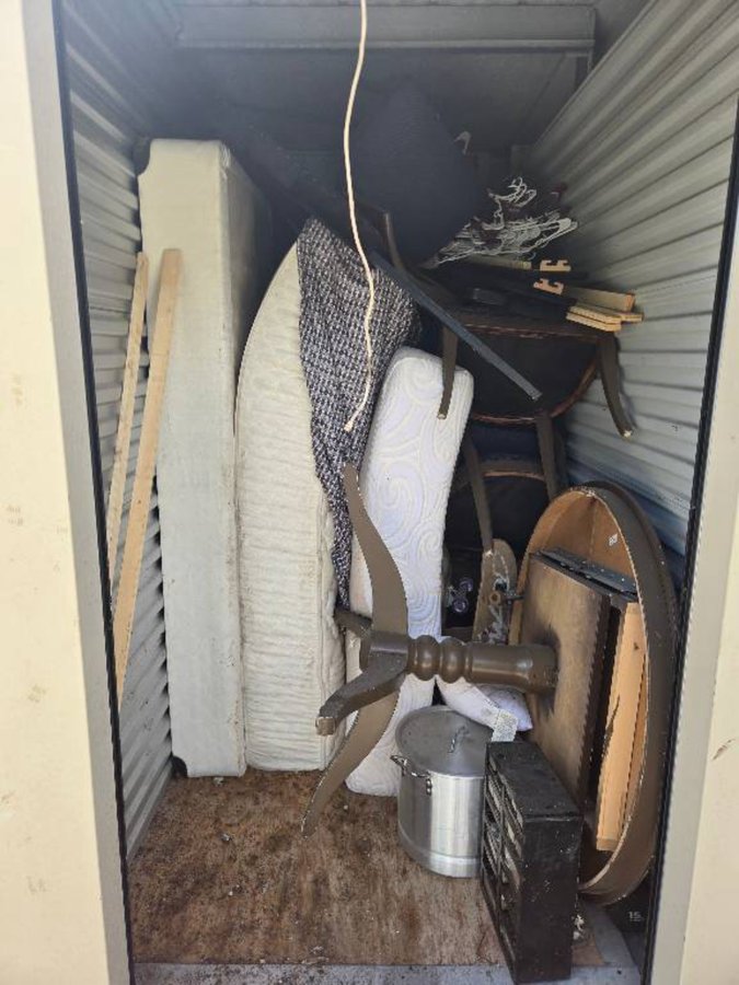 5 x 10 storage unit in Schertz, TX